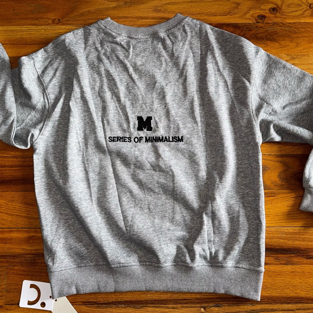 Commense Minimalist Sweatshirt- Medium - Picture 5 of 9